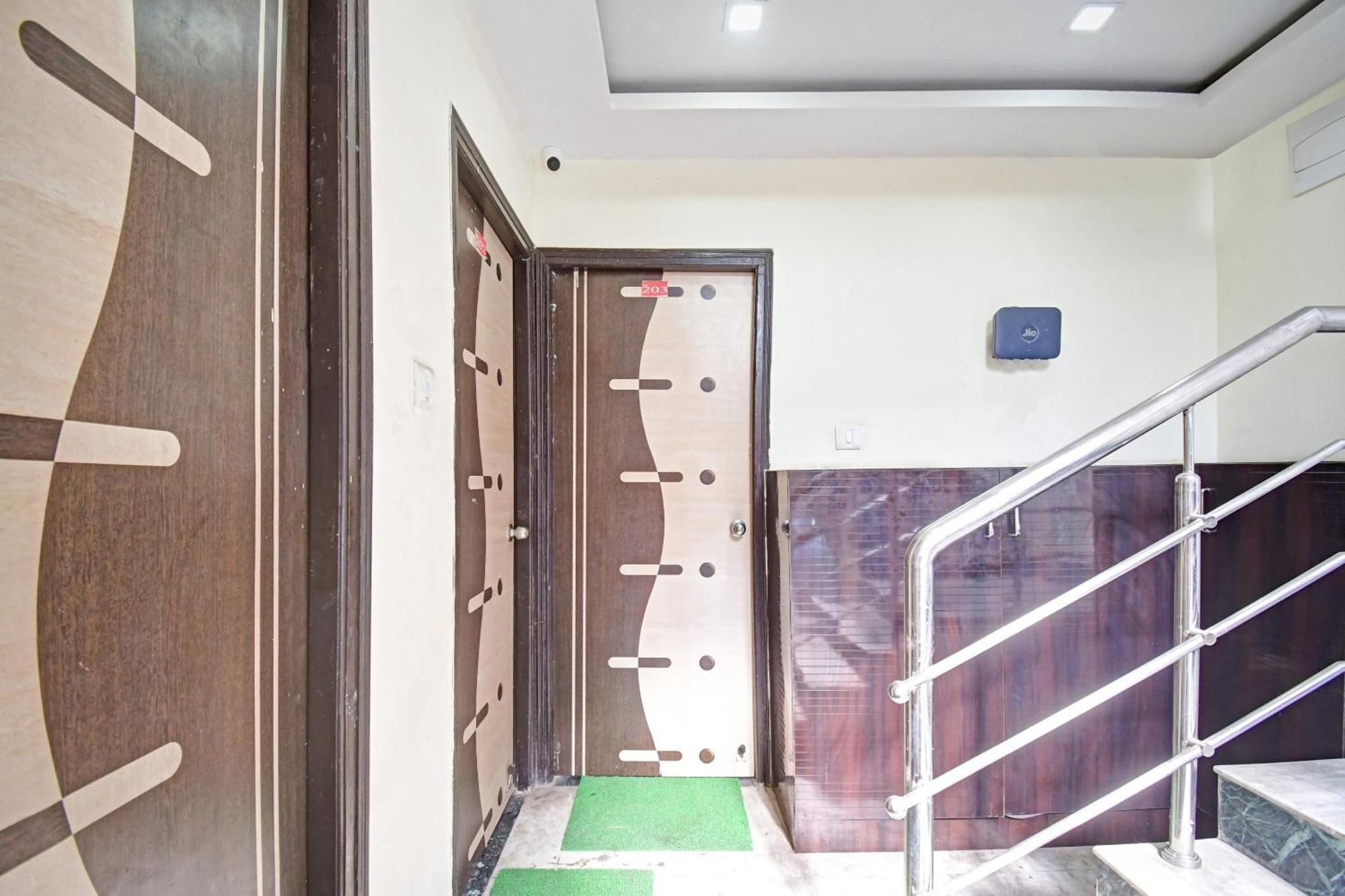 Hotel O New Aamaze Inn Near Acropolis Mall Calcutta Eksteriør billede